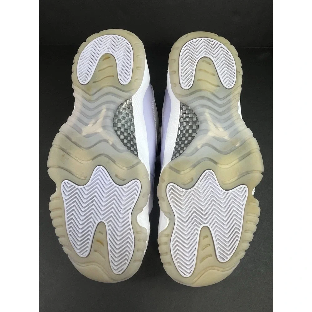 Air Jordan Retro 11 Low Pure Violet Women's Size 10 Shoes AH7860-101 Sneakers